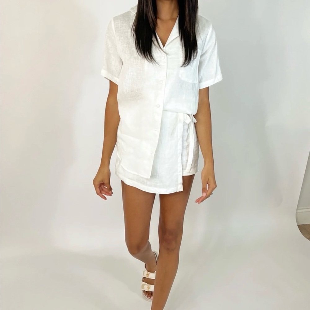 TALULAH white  Linen Short Sleeve Skort Set